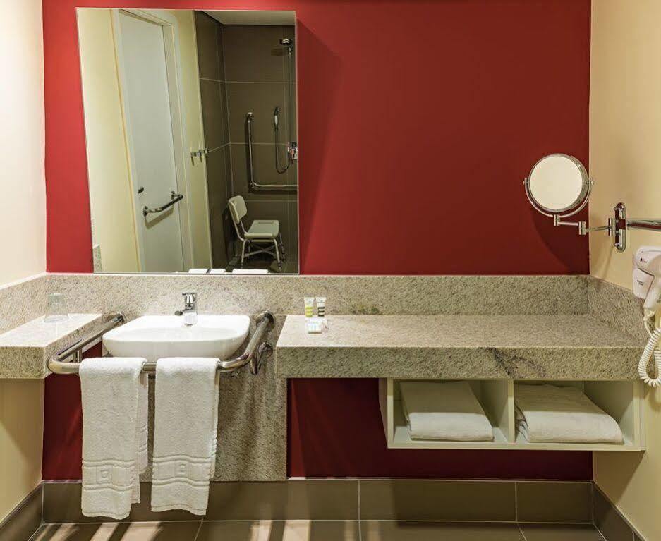 เมอร์เคียว ริเบย์เรา เปรโต Hotel ฮิเบเราเปรโต ภายนอก รูปภาพ